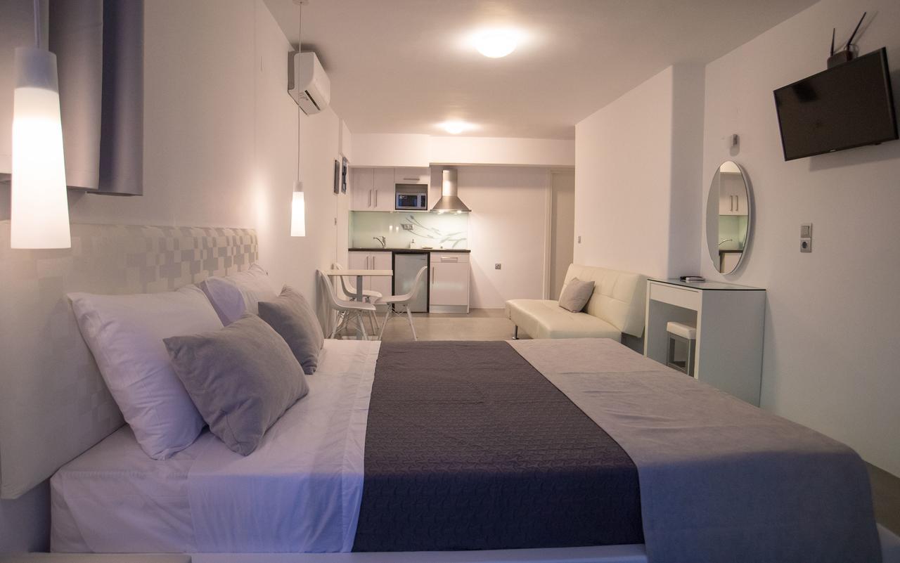 White Pearl Apartment Makry Gialos  Exterior photo